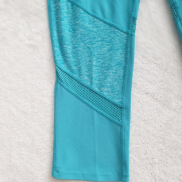 LAYER 8 QWICK DRY Mid Rise Blue Capri Yoga Pants SZ S - Picture 5 of 10